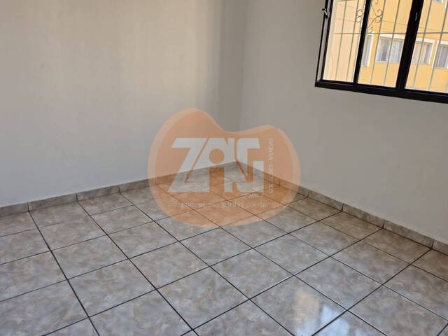 Sobrado para Venda em Taubaté - 4