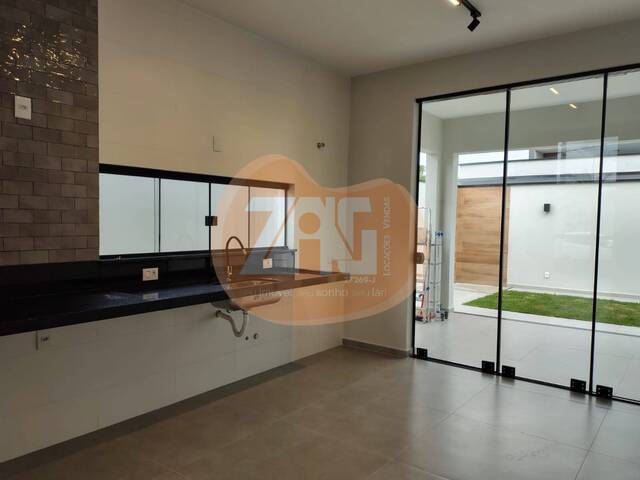 Casa para Venda em Tremembé - 4