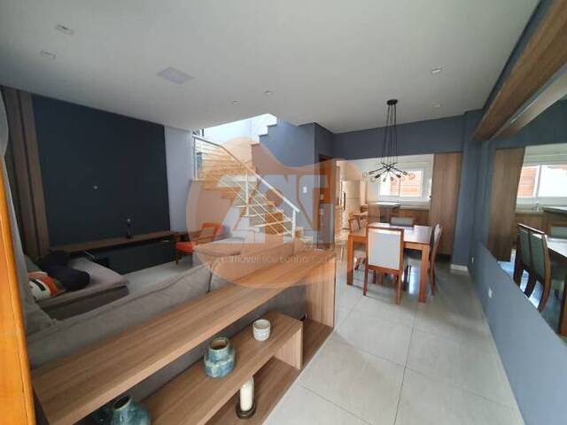 Sobrado para Venda em Taubaté - 4