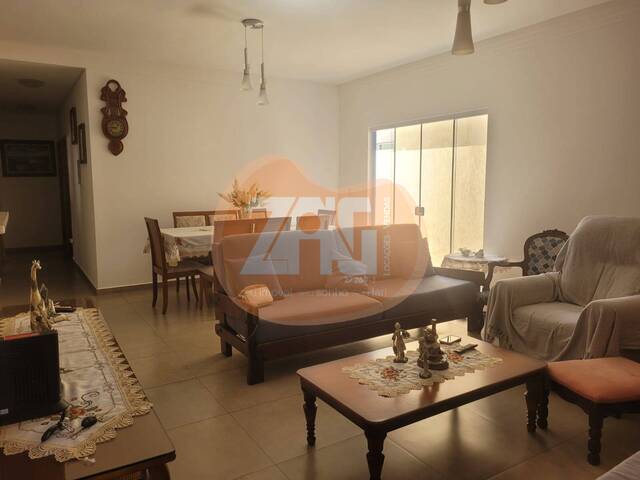 #CA088 - Casa para Venda em Tremembé - SP - 2