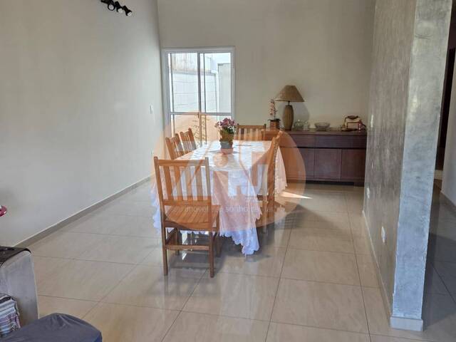 Casa para Venda em Tremembé - 3