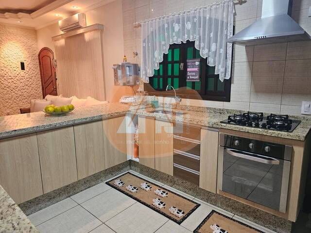 Casa para Venda em Taubaté - 5