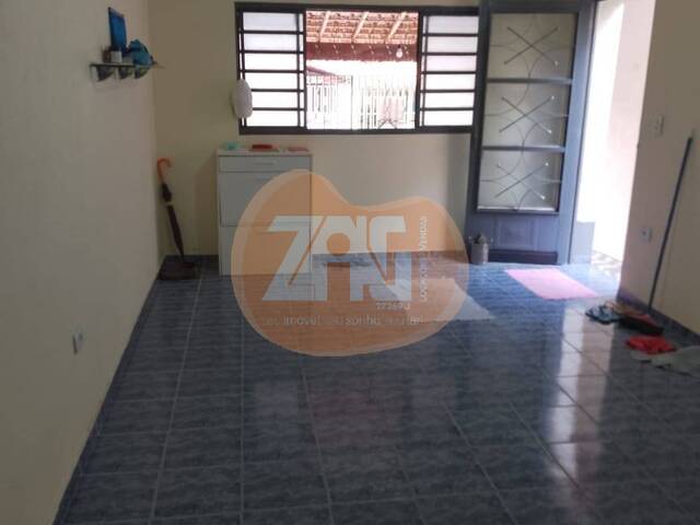 Sobrado para Venda em Taubaté - 4