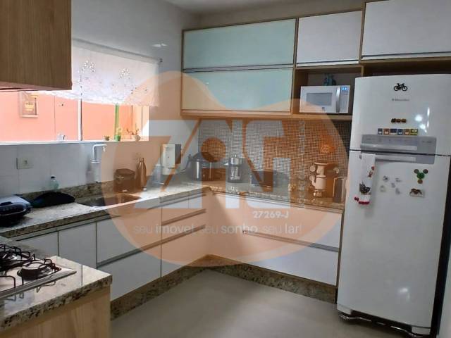 Sobrado para Venda em Taubaté - 4