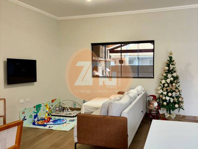 Casa para Venda em Taubaté - 5