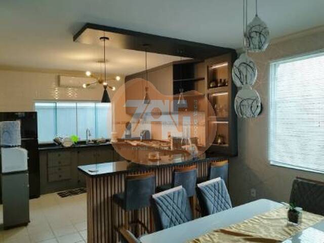 Casa para Venda em Taubaté - 3