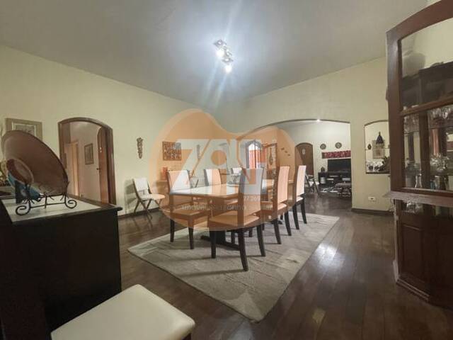 Casa para Venda em Taubaté - 5